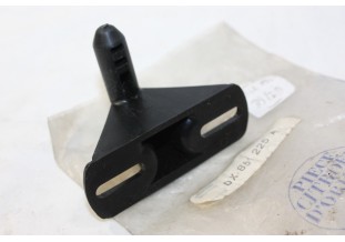 BROCHE DE POSITIONNEMENT D'AILE AR...POUR CITROEN ID DS - Tracauto...