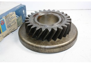 PIGNON MOTEUR AV CONE SYNCHRO 1ER BV5 POUR BV BE3 PEUGEOT 2334-03.....