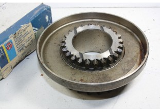 PIGNON MOTEUR AV CONE SYNCHRO 1ER BV5 POUR BV BE3 PEUGEOT 2334-03.....