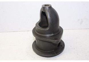NEZ DE DEMARREUR RENAULT n°884 D/82mm...RENAULT AG CH Type 85 - Tra...