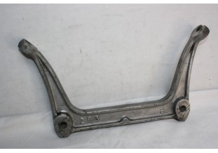 SUPPORT DE MOTEUR AVANT...PEUGEOT 203 - Tracauto1950