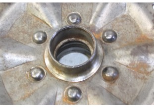 MOYEU DE ROUE ARRIERE D/184mm...POUR RENAULT 4CV - Tracauto1950