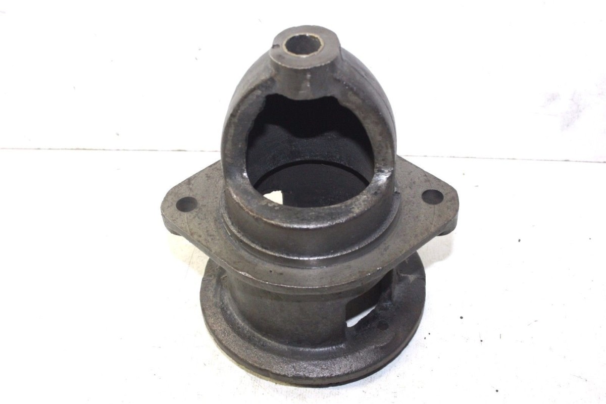 NEZ DE DEMARREUR RENAULT n°885 D/82mm...RENAULT AG CH Type 85 - Tra...