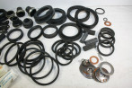 LOT DE PIECES POUR REPARATION D'ETRIER DE FREIN...RENAULT PEUGEOT ...