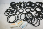 LOT DE PIECES POUR REPARATION D'ETRIER DE FREIN...RENAULT PEUGEOT ...