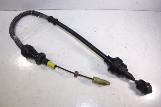 CABLE D'EMBRAYAGE L/825mm...POUR SAAB 900 II 2.3 SE CABRIOLET