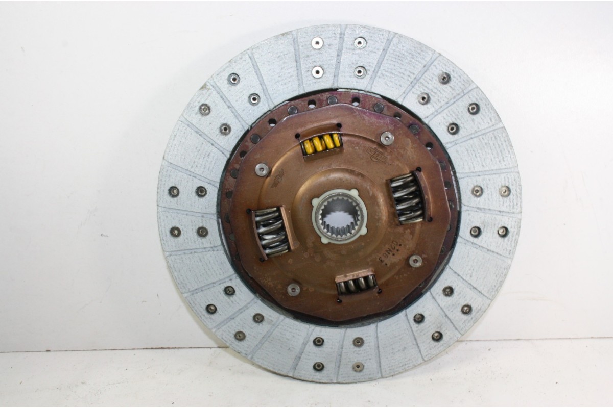 DISQUE D'EMBRAYAGE NISSAN 02N63...NISSAN SUNNY ALMERA MICRA PRIMER...