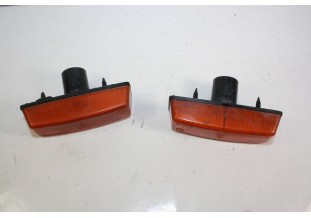 PAIRE DE CABOCHONS DE FEUX D'AILES LEP 6703...AUSTIN METRO - Traca...