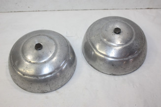 LOT DE 2 CENTRE DE ROUE D/135mm...CITROEN H HY