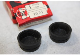 LOT DE 2 COUPELLES DE MAITRE CYLINDRE D/19mm STOP 16.51...AUTOS MOT...