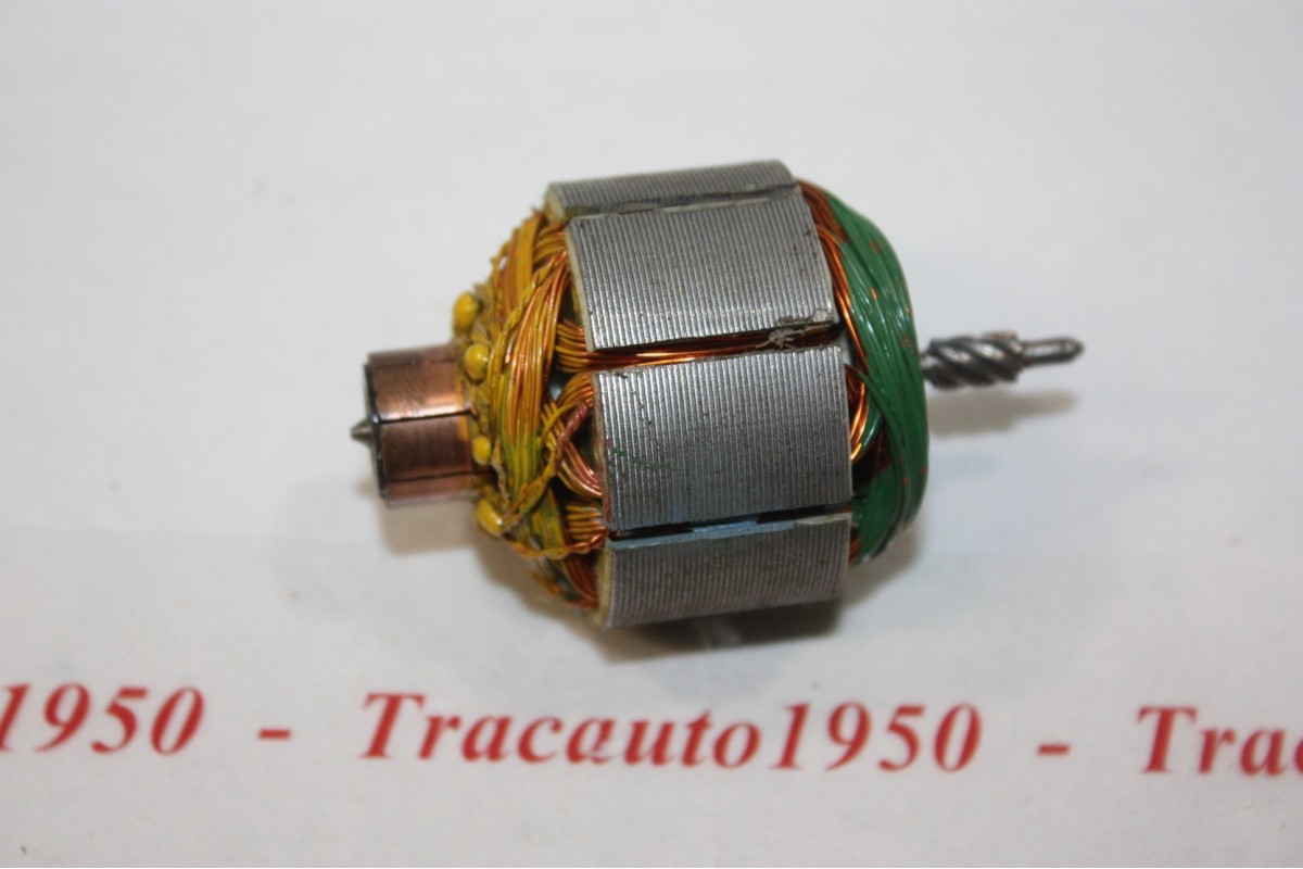 INDUIT DE MOTEUR D'ESSUIE GLACE SEV MARCHAL 91284 6V...AUTOS ANCIE...