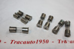 LOT DE 7 FUSIBLES A COLLERETTES 2/4 AMPERES...AUTOS ANCIENNES DIVER...