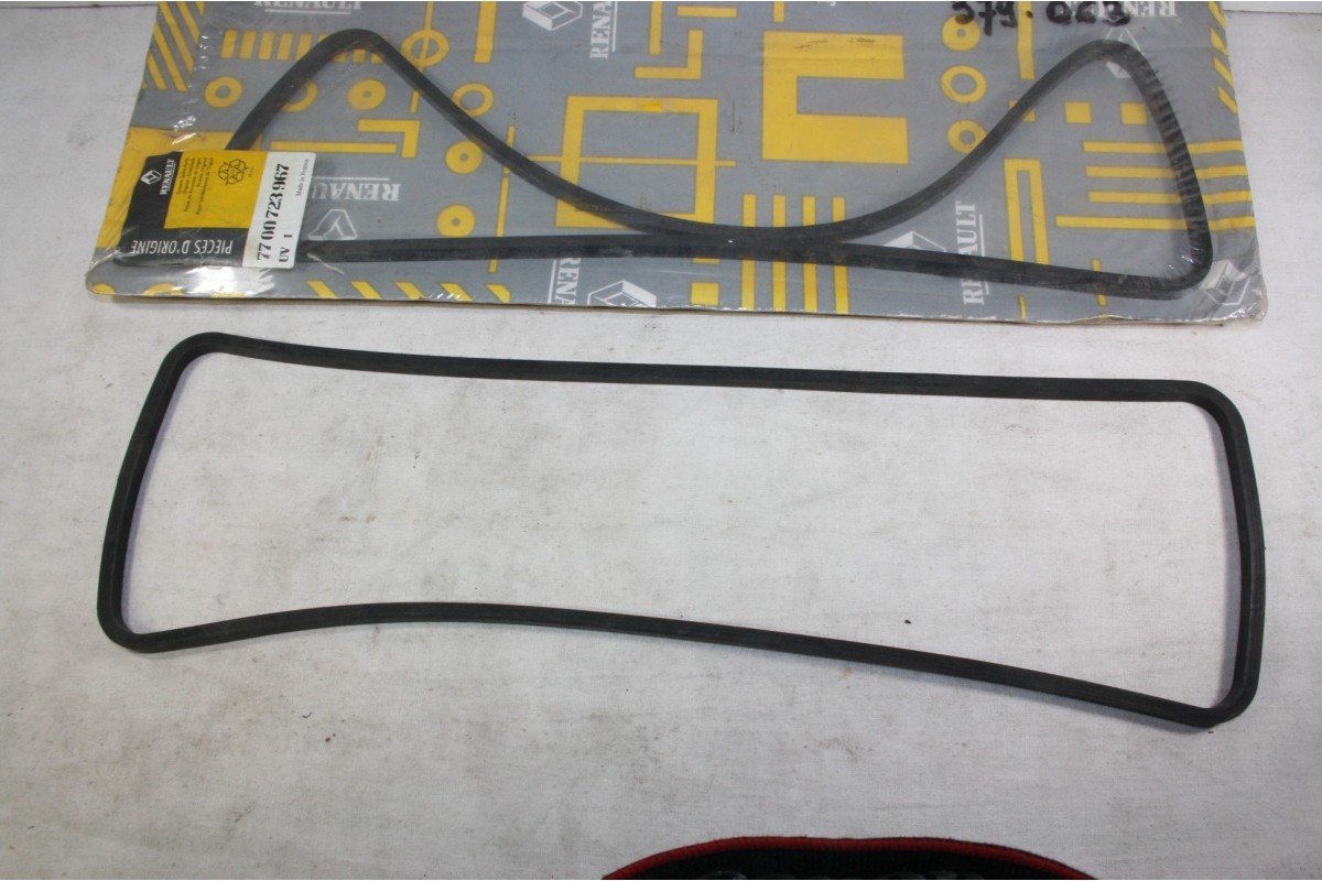 LOT DE 2 JOINTS DE CACHE CULBUTEUR RENAULT 7700723967...R4 R5 R8 R1...
