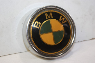 CENTRE DE ROUE BMW D/79mm...BMW E12, E21, E30, E28