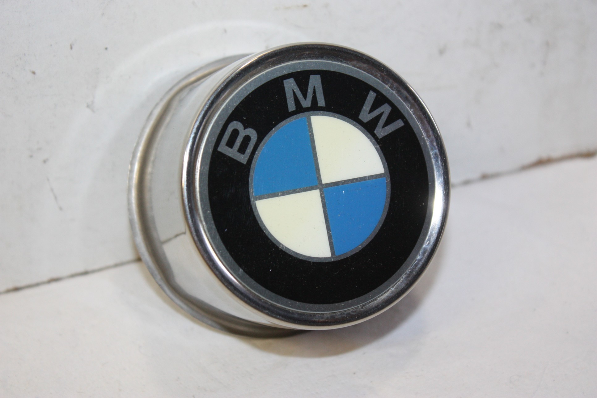 CENTRE DE ROUE BMW D/72mmBMW E12, E21, E30, E28 - Tracauto1950