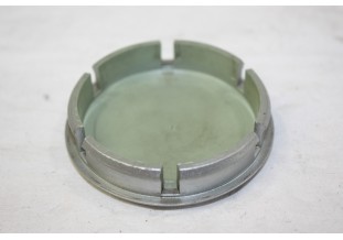 CENTRE D'ENJOLIVEUR DE ROUE D/65mm...RENAULT R4 R5 R6 R8 R10 R11 R12 R15 R16 R20