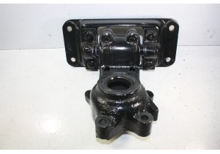 SUPPORT BOITE DE VITESSE OU MOTEUR ??...AUTOS DIVERS ??