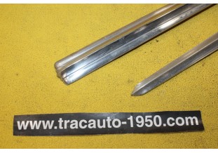 JEU DE 2 BAGUETTES ENJOLIVEURS DE CARROSSERIE L/445mm...AUTOS ANCIENNES DIVERS
