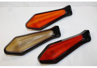LOT DE 3 CABOCHONS DE FEUX DE DIRECTIONMAD 2606...CAMIONS AUTOCARS UTILITAIRES COLLECTIONS