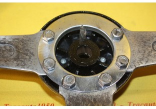 VOLANT SPORT 3 BRANCHES + MOYEU D/395mm...ALFA ROMEO FIAT LANCIA PORSCHE ??