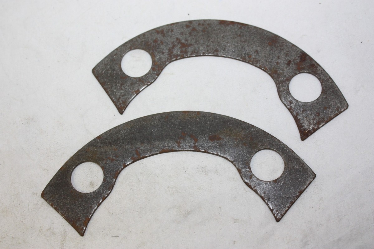 LOT DE 2 ARRETOIRS...CITROEN  C4 C5 ROSALIE TRACTION A DEFINIR