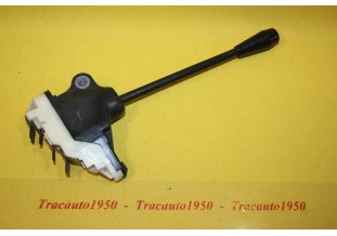 COMMODO CODE/PHARE JAEGER 12V...PEUGEOT 104 voir descriptif