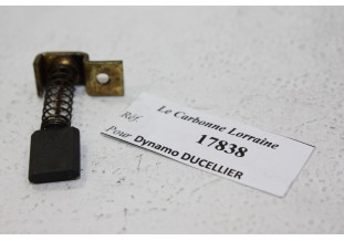 CHARBON 17838 POUR DYNAMOS DUCELLIER...AMILCAR PEUGEOT DELAHAYE MATHIS voir descriptif