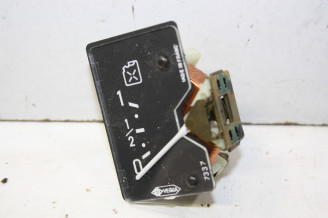 RECEPTEUR D'ESSENCE DE COMPTEUR VEGLIA 73371...PEUGEOT 304 voir descriptif