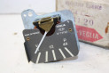 RECEPTEUR D'ESSENCE DE COMPTEUR VEGLIA 73120...PEUGEOT 404 BREAK voir descriptif