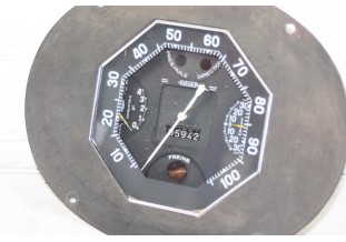 TABLEAU DE BORD HEXAGONAL 6V JAEGER 106km/h...RENAULT UTILITAIRES GALION