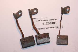 CHARBONS 9102/9103 POUR DYNAMOS MARCHAL-VAUCANSON...POUR TALBOT DELAHAYE MATHIS