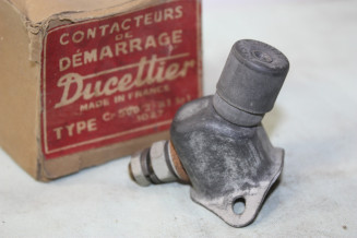 CONTACTEUR DUCELLIER 1027 pour DEMARREURS DUCELLIER...SIMCA 5 voir descriptif