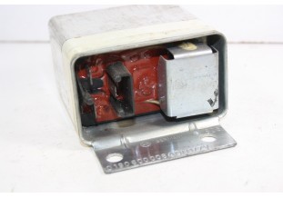 REGULATEUR BOSCH 0190600008 6V POUR ALTERNATEUR..BMW AUTO-UNION NSU FORD OPEL VW