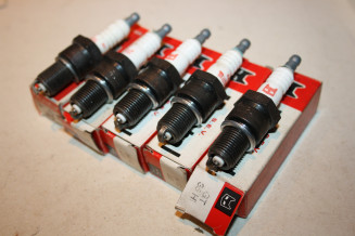 LOT DE 5 BOUGIES MARCHAL GT35H...RENAULT R15 FUEGO CITROEN SM BMW PEUGEOT 404