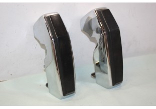 PAIRE DE BUTOIRS DE PARE CHOC H/155mm...FORD TAUNUS 15M 17M 20M OPEL ???