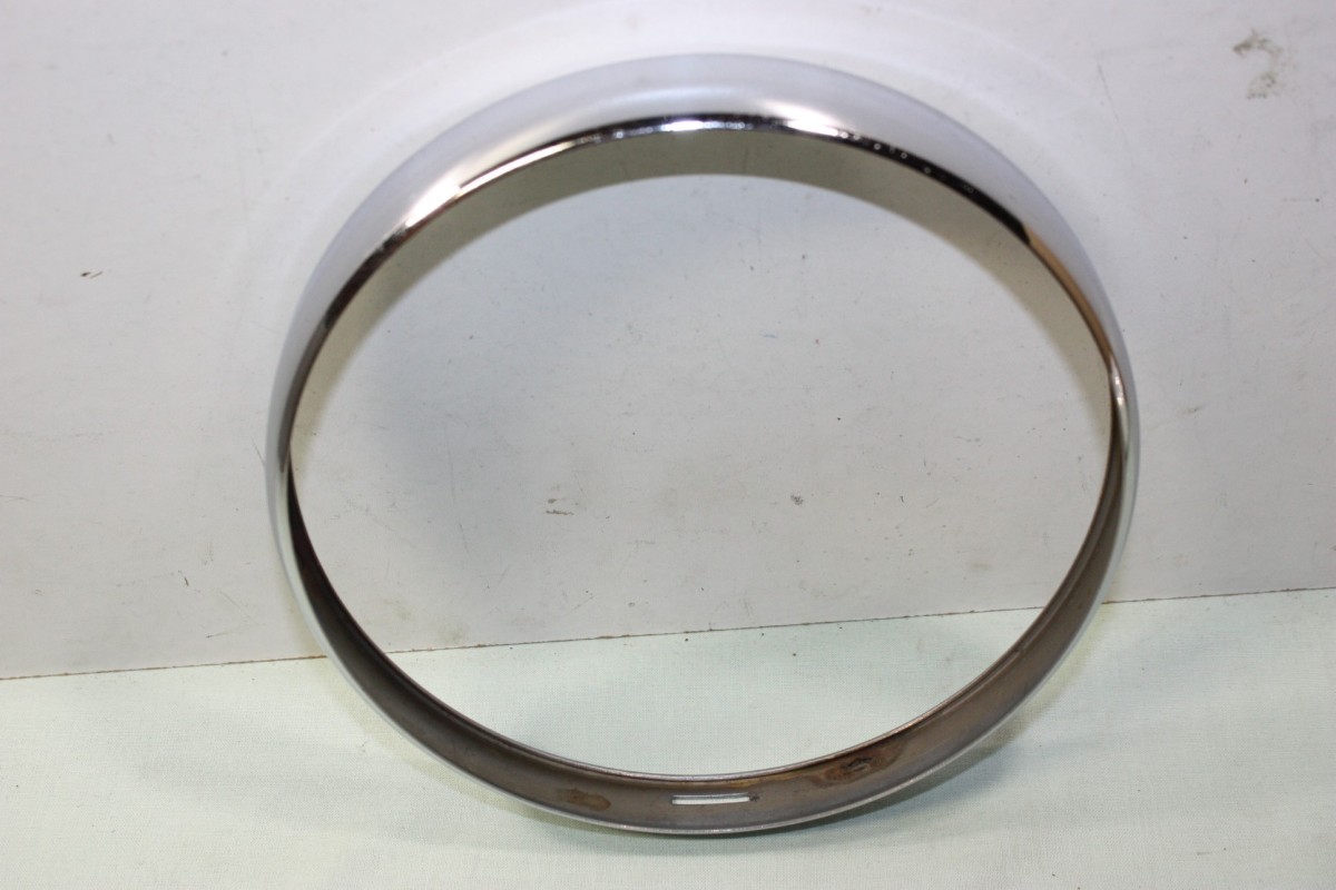 CERCLAGE DE PHARE D/185mm...CITROEN TRACTION AUTOS DIVERS voir descriptif