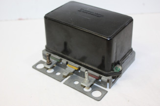 REGULATEUR DUCELLIER 8353 A 12V...SIMCA TALBOT 1300 1301 1500 1501 ...