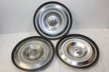 LOT DE 3 ENJOLIVEURS DE ROUE INOX D/235mm...PEUGEOT 304 SERIE 2