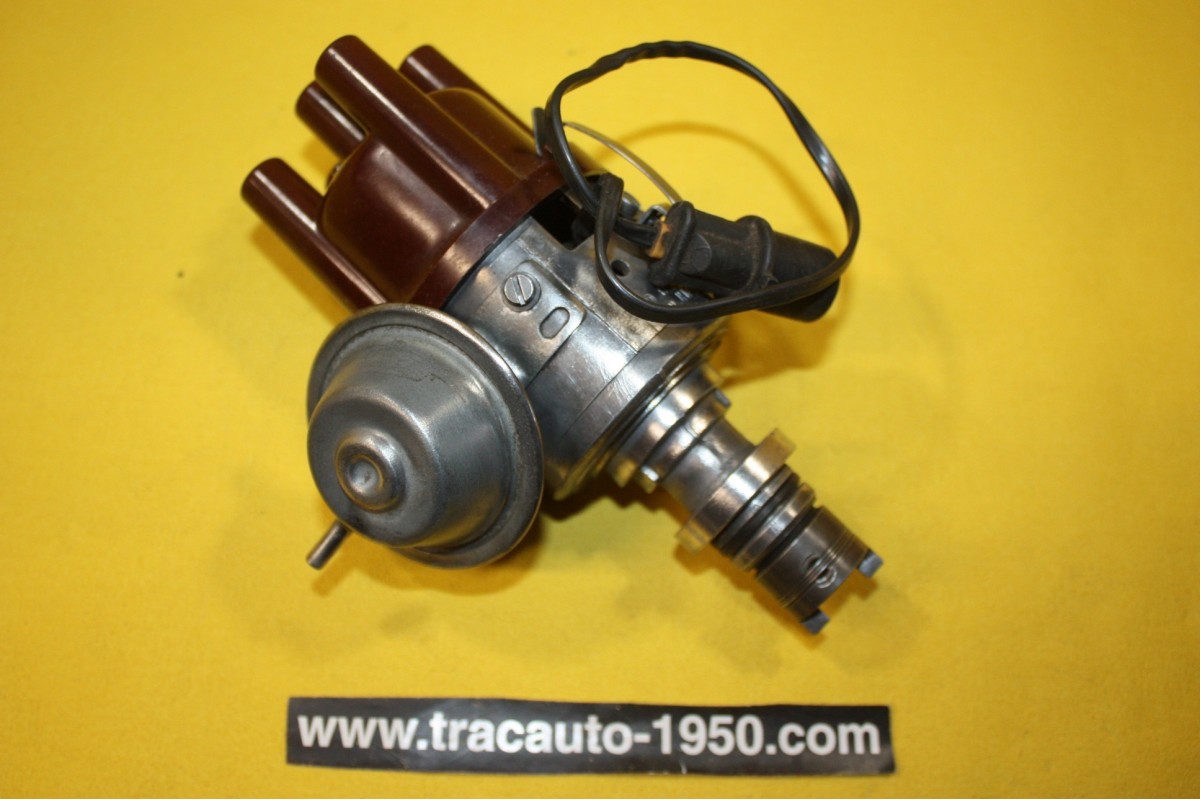 ALLUMEUR BOSCH 4 CYLINDRES  0 237 020 007...SIMCA TALBOT 1307 1510 HORIZON