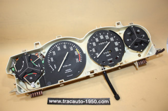 LOT D'INSTRUMENTS DE BLOC COMPTEUR 12V JAEGER 200km/h...RENAULT R16 TX TS