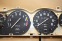 LOT D'INSTRUMENTS DE BLOC COMPTEUR 12V JAEGER 200km/h...RENAULT R16 TX TS