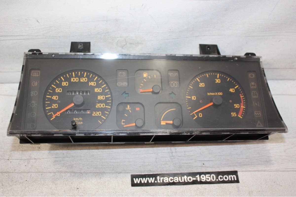 COMBINE BLOC COMPTEUR 12V JAEGER 220km/h...RENAULT R21 D Phase 2