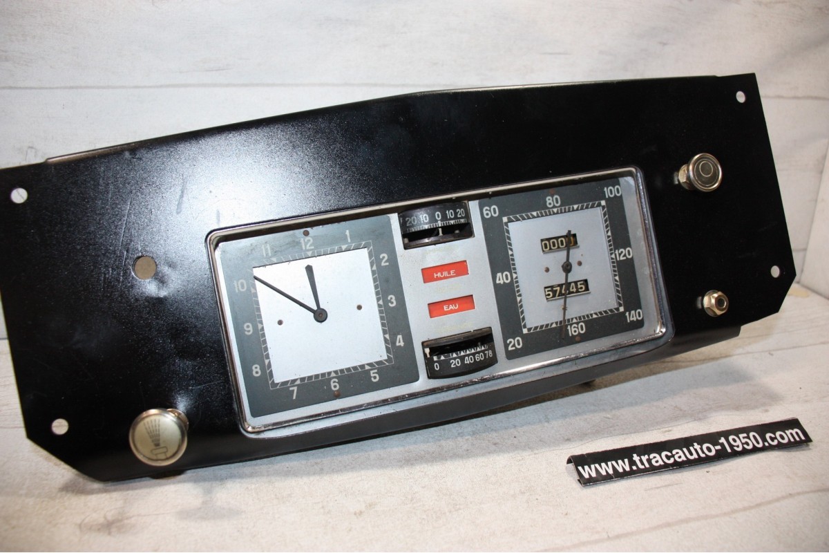 TABLEAU DE BORD CENTRAL 12V JAEGER 160km/h...HOTCHKISS 686 RENAULT VIVA GS ???