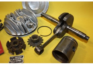 LOT DE PIECES MOTEUR VILLIERS TYPE S6V...MONET GOYON 125cm3