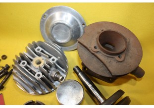 LOT DE PIECES MOTEUR VILLIERS TYPE S6V...MONET GOYON 125cm3
