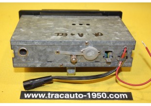 AUTORADIO GRUNDIG URSS 12V...AUTOS VINTAGE COLLECTION