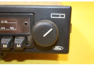 AUTORADIO FORD 84FB18888AA 12V...FORD ESCORT