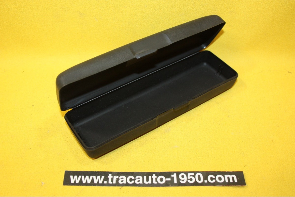 BOITIER PIONEER POUR FACE DETACHABLE D'AUTORADIO...AUTOS VINTAGE COLLECTION