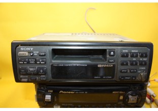 LOT DE 3 AUTORADIOS CASSETTES et CD...AUTOS VINTAGE COLLECTION