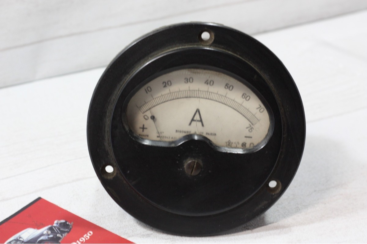 MANO VOLTMETRE SIGOGNE PARIS...AUTOS ANCIENNES COLLECTION voir descriptif